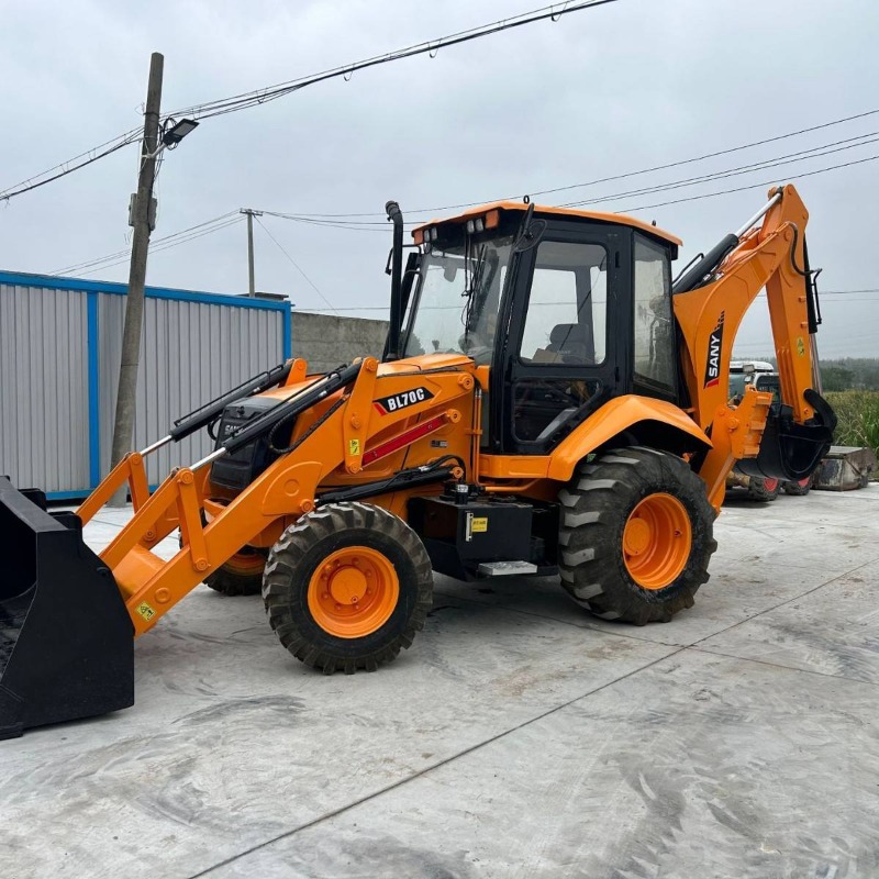 8.6 Ton Front Loader Tractor B - огляд і ціна Tractor Backhoe